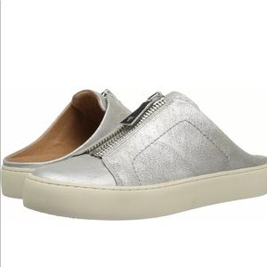 Frye Lena Zip slips backless mules silver Sz 5.5